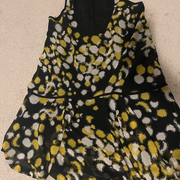 French connection black and yellow dress - Picture 3 of 3